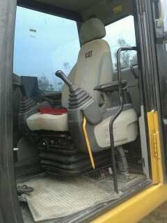 ขายด่วน!! CAT 320 D กระบอกดำ ไมล์ ชม.6000 สภาพสวยค่ะ พร้อมใช้งาน เอกสารเล่มทะเบียน สนใจติดต่อ ญาดา 082-4487788