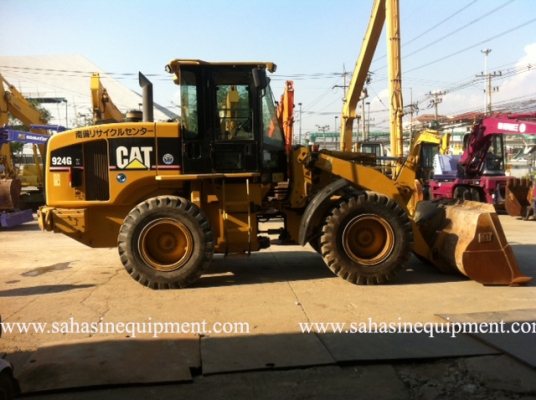 รถตัก CAT 924G บจก.สหสินอีควิปเม้นท์ โทร.081-5851880, 02-5168100-1 www.sahasinequipment.com
