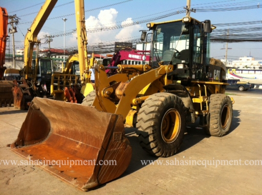 รถตัก CAT 924G บจก.สหสินอีควิปเม้นท์ โทร.081-5851880, 02-5168100-1 www.sahasinequipment.com