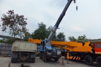 เครน4ล้อยาง KOBELCO RK70Mขนาด7ตันมีแอร์บูมยาว6ปลอก