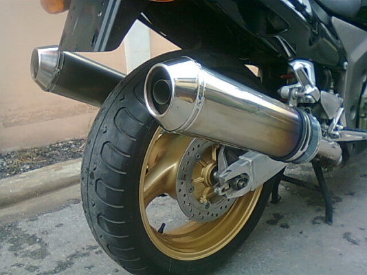 (ลดแล้ว/รับเเลก/เทริน์)ขาย blackbird cbr1100xx ปี2000(หัวฉีด)สเปคเมกา สรรพสามิตแท้ๆถูกๆ (ลดแล้ว/รับเเลก/เทริน์)ขาย blackbird cbr1100xx ปี2000(หัวฉีด)สเปคเมกา สรรพสามิตแท้ๆถูกๆ