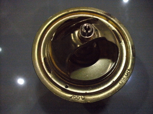 KOMATSU PC200-3,6D105,PART NO. 600-421-6210,THERMOSTAT