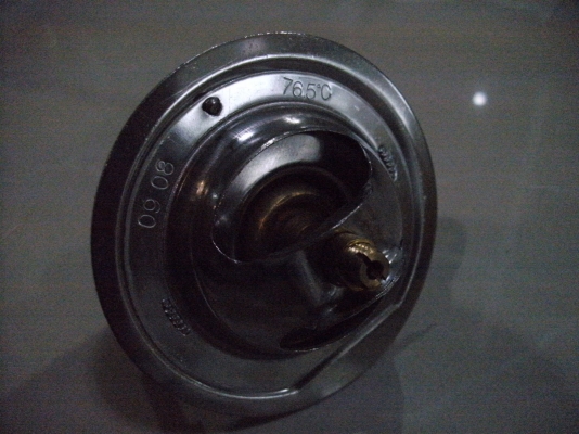 KOMATSU PC200-6/6D95,PART NO. 600-421-6360,THERMOSTAT