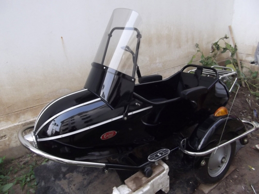 ขายพ่วง CoZy Sidecar นำเข้า สำหรับพ่วงข้างรถ Vespa PX ซีรีย์ หรือ stella ผลิตจากเหล็กทั้งคัน นำเข้าทั้งคันจากนอก
