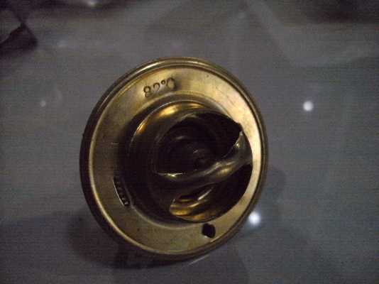 KOMATSU PC200-5,6D95,PART NO.600-421-6120,600-421-6110,THERMOSTAT