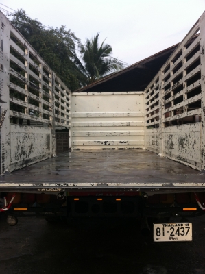 HINO MEGA 150 แรง ยาว 5.50 เมตร HINO MEGA 150 แรง ยาว 5.50 เมตร