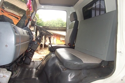 ฝากขาย รถ HINO FC  6 ล้อ กะบะแสตนเลส สภาพพร้อมใช้