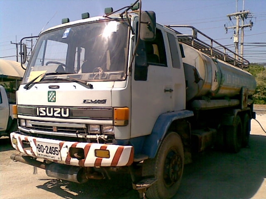 ขาย10ล้ออีซูซุร็อกกี้นางฟ้า