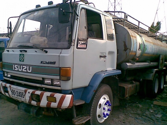 ขาย10ล้ออีซูซุร็อกกี้นางฟ้า