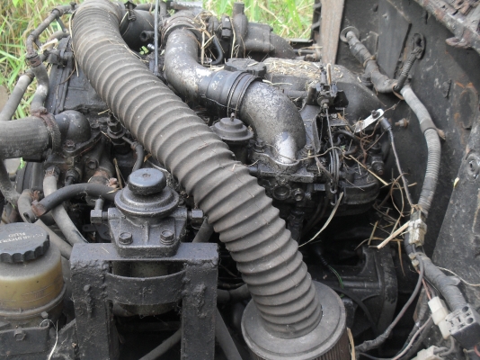 ขายซากจิ๊บมิตซูบิชิเครื่อง TOYOTA 2Lเทอร์โบพร้อมเกียร์โฟรวิน