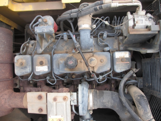 มี VDO รับส่วนลด 200,000 บาทไปเลย สภาพ 95 \%  KOMATSU PC 200 -7 เก่านอก เอวแน่น ปั็มแรง ซีเรียลสูง สภาพพร้อมใช้ สุดๆเอาไปแบ่งกันใช้ได้เลยครับ น้องร็อค จัดหั้ย สนใจโทร