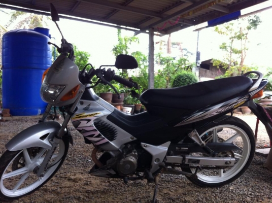 โซนิก ปี 45 รถบ้าน สภาพดีเครื่องฟิต โซนิก ปี 45 รถบ้าน สภาพดีเครื่องฟิต