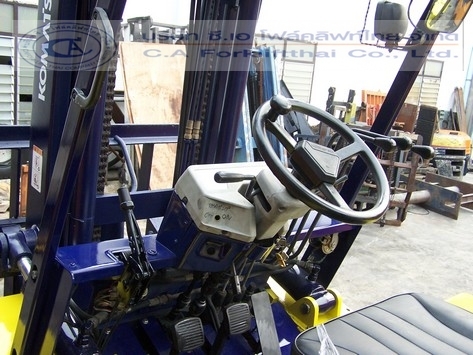 ขาย รถโฟล์คลิฟท์ KOMATSU รุ่น FD40-5