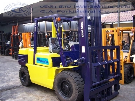 ขาย รถโฟล์คลิฟท์ KOMATSU รุ่น FD40-5