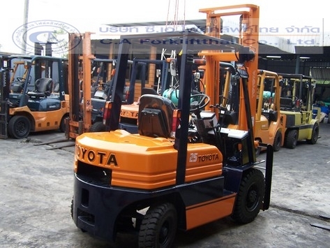 ขายรถ โฟล์คลิฟท์ TOYOTA รุ่น 5-FD25