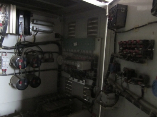 ขาย-ตู้คอนโทรลไฟฟ้า ไฟ DC ขายพร้อมอุปกรณ์คอนโทรล เพียง 15,000 บาท