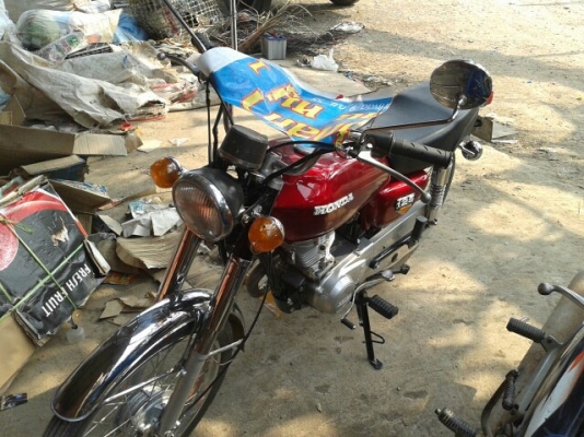 honda cg110 ทำสีไว้ ไม่มีเวลาขับ