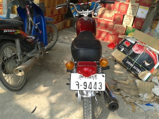 honda cg110 ทำสีไว้ ไม่มีเวลาขับ