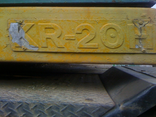 ขายรถเครน 4 ล้อ 20 ตัน KATO  20 H ปั๊ม 3 ตอน  ขาตรง เอกสารเล่มทะเบียน