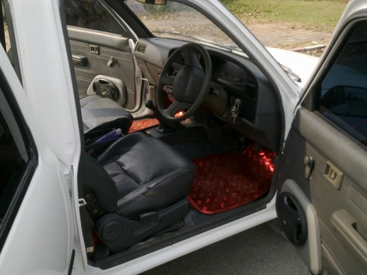 Toyota Hilux mighty X cab 4