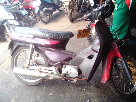 ขายดรีมนิว สภาพเดิมเครื่องดีเดินเบาเงียบ ไฟครบ 5500 บาท