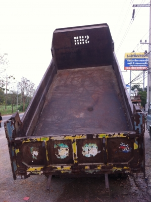 ขายรถบรรทุก 6 ดั้ม ยี่ห้อ ISUZU รุ่น NPR เครื่อง 4BD1 115 แรงม้า รถเดิมมาก