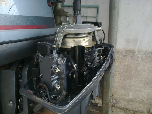 ขายเครื่องเรือ yamaha 6แรงหางสั้น ขายเครื่องเรือ yamaha 6แรงหางสั้น