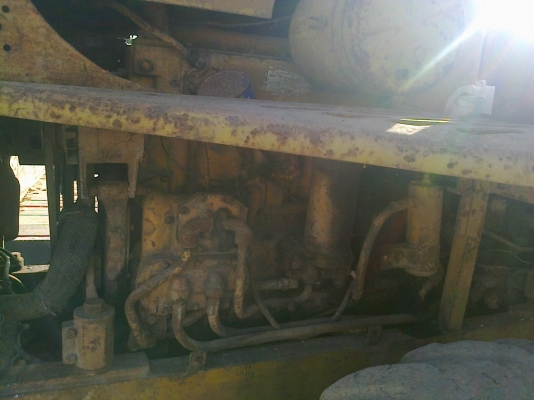 ขาย รถตักล้อยาง CAT922B รถแห้ง เลี้ยวล้อหลัง