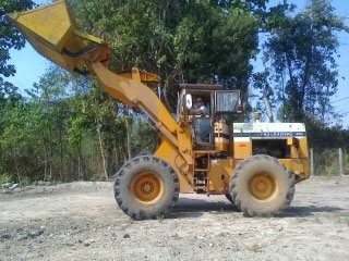 ขายรถตักล้อยาง KOMUTSU 510  สภาพดี พร้อมใช้งาน ราคาต่อรองได้