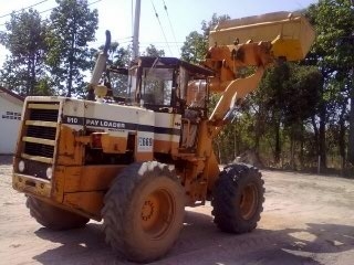 ขายรถตักล้อยาง KOMUTSU 510  สภาพดี พร้อมใช้งาน ราคาต่อรองได้