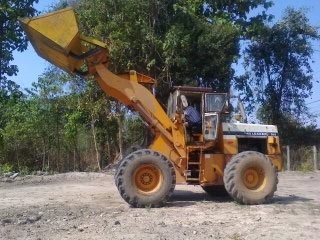 ขายรถตักล้อยาง KOMUTSU 510  สภาพดี พร้อมใช้งาน ราคาต่อรองได้