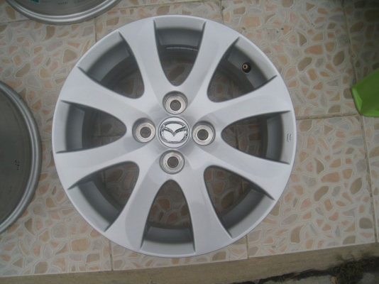 ขายล้อแม็ก Mazda 2 15"x6" 4รู100 et 45 (081-3747940)