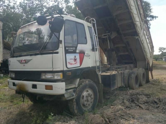 รถฮีโน่ 10 ล้อดั๊ม FM1M 220 แรงม้า  ปี 35   สนใจติดต่อ 081 - 6079515