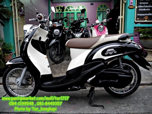 สวย..เท่..ราคาถูกๆ กับ YAMAHA FINO สี ขาว-ดำ ลาย Classic รุ่น TOP ราคา 25,500 เท่านั้น