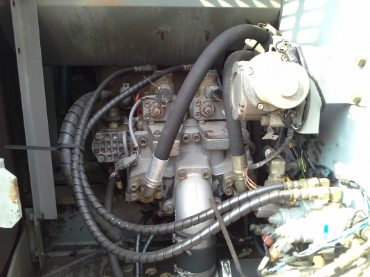 ขายด่วน HITACHI EX 120-5 เก่าญี่ปุ่นแท้ ๆๆนำเข้าเอง ยังไม่เคยใช้งานในไทย ใบแทรค 70 เครื่องปั้มดี ไฟฟ้าครบ ขายด่วน HITACHI EX 120-5 เก่าญี่ปุ่นแท้ ๆๆนำเข้าเอง ยังไม่เคยใช้งานในไทย ใบแทรค 70 เครื่องปั้มดี ไฟฟ้าครบ