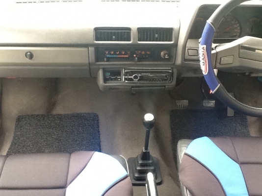 SUNNY  FF ปี 93 สวยสภาพเยี่ยม เดิมๆบางทั้งคัน