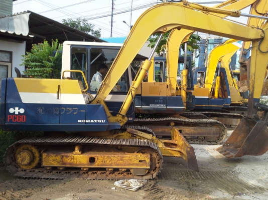ขายด่วน KOMATSU PC60-6 เก่าญี่ปุ่นยังไม่เคยใช้งานในไทย สภาพสวย เครื่องปั้มดี ขายด่วน KOMATSU PC60-6 เก่าญี่ปุ่นยังไม่เคยใช้งานในไทย สภาพสวย เครื่องปั้มดี