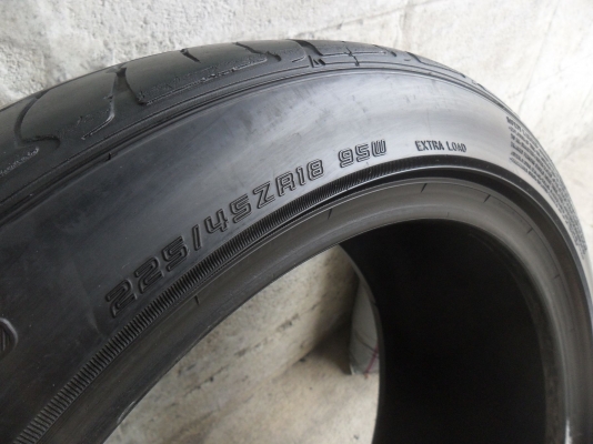 ยาง DUNLOP 225/45ZR18 ปี4109 ยาง DUNLOP 225/45ZR18 ปี4109