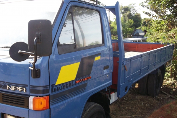 NPR 115  ปี35 รถห้างแท้   เล่มทะเบียน