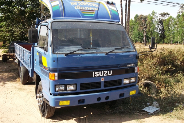 NPR 115  ปี35 รถห้างแท้   เล่มทะเบียน