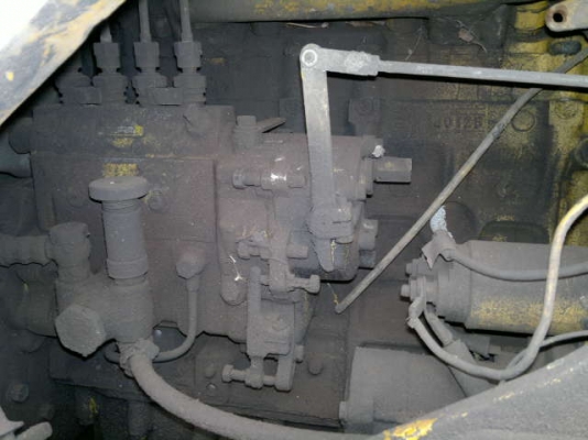 ขายรถตักตีนตะขาบ MITSUBISHI BS3D สภาพสมบูรณ์ ใช้งานอยู่