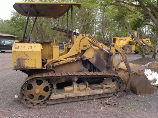 ขายรถตักตีนตะขาบ MITSUBISHI BS3D สภาพสมบูรณ์ ใช้งานอยู่