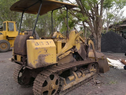 ขายรถตักตีนตะขาบ MITSUBISHI BS3D สภาพสมบูรณ์ ใช้งานอยู่