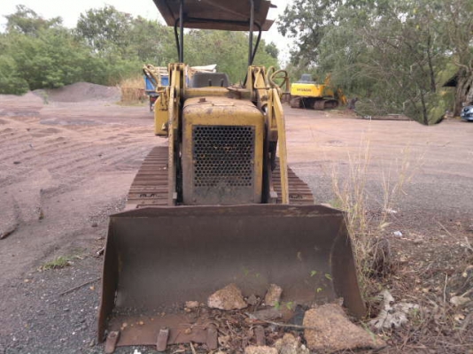 ขายรถตักตีนตะขาบ MITSUBISHI BS3D สภาพสมบูรณ์ ใช้งานอยู่