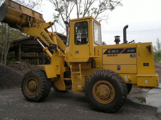 ขายรถตักล้อยาง ยี้ห้อ LIUGONG รุ่น.ZL30E รถยอดฮิตนำเข้าจากประเทศจิน เอกสารใบอิมวอย