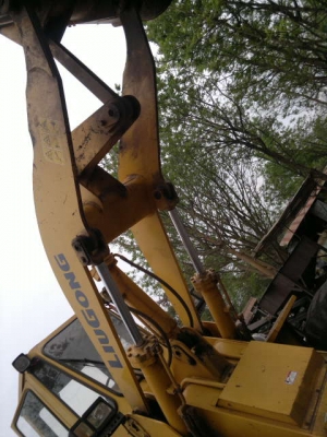 ขายรถตักล้อยาง ยี้ห้อ LIUGONG รุ่น.ZL30E รถยอดฮิตนำเข้าจากประเทศจิน เอกสารใบอิมวอย