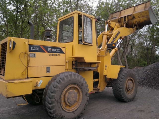 ขายรถตักล้อยาง ยี้ห้อ LIUGONG รุ่น.ZL30E รถยอดฮิตนำเข้าจากประเทศจิน เอกสารใบอิมวอย