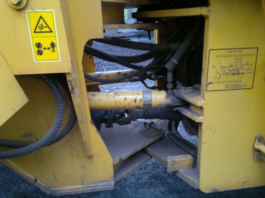 ขายรถตักล้อยาง ยี้ห้อ LIUGONG รุ่น.ZL30E รถยอดฮิตนำเข้าจากประเทศจิน เอกสารใบอิมวอย