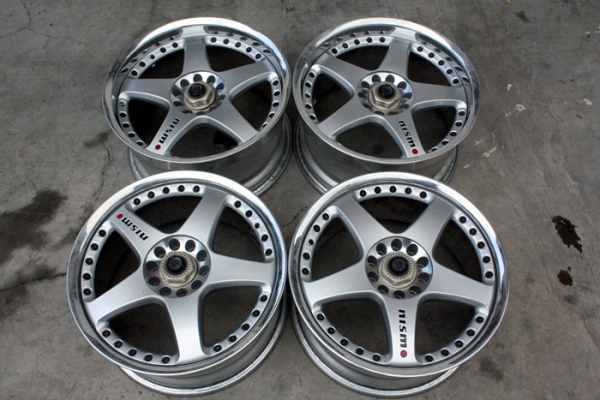 ขายล้อ RAYS NISMO GT-3 ขอบ 17 / 8 / 9 / 5-114.3 / สภาพสวยครับ ---  38,000 ครับ 0875800722