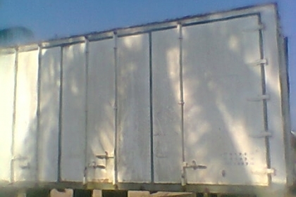 ขาย ตู้ 10  บานยาว 7.20  สภาพต้องเอาไปซ่อมแซมหน่อยคับ ขาย  68000